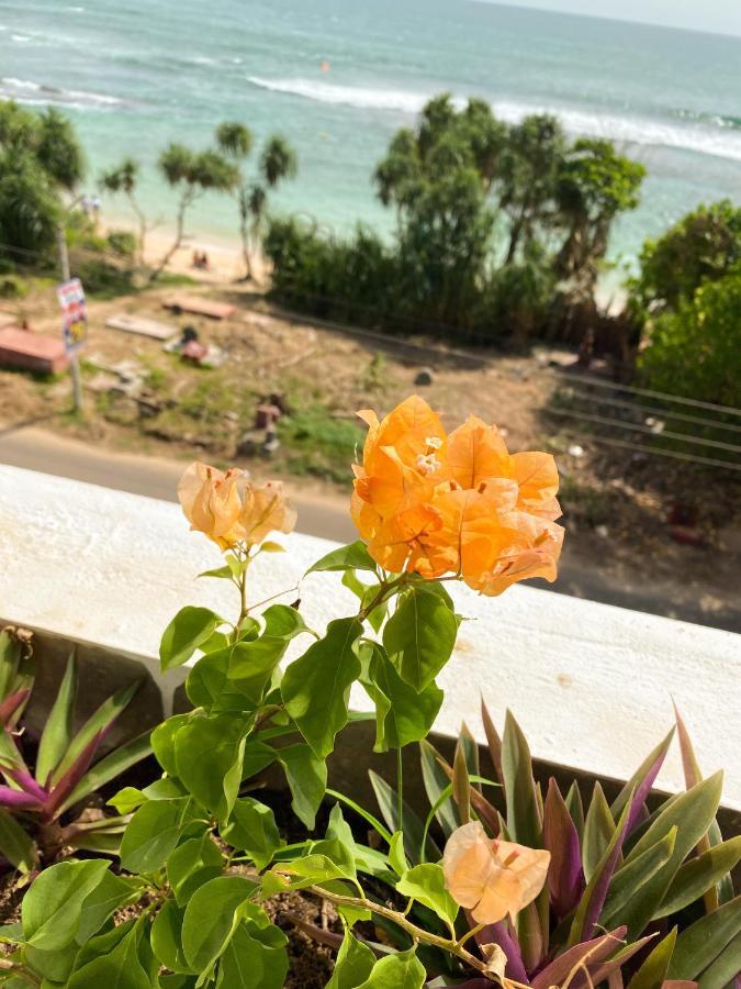 Peak Point Hotel Matara Exterior photo