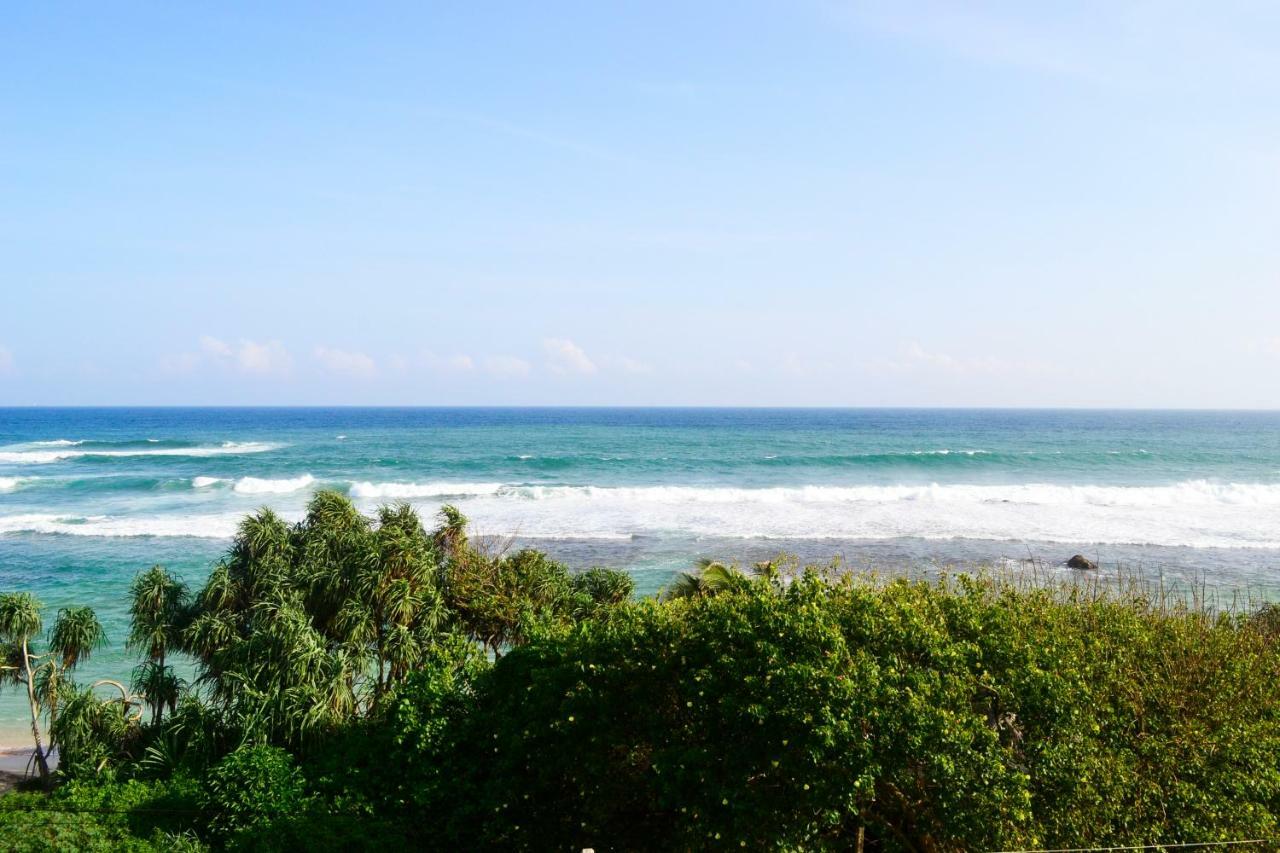 Peak Point Hotel Matara Exterior photo