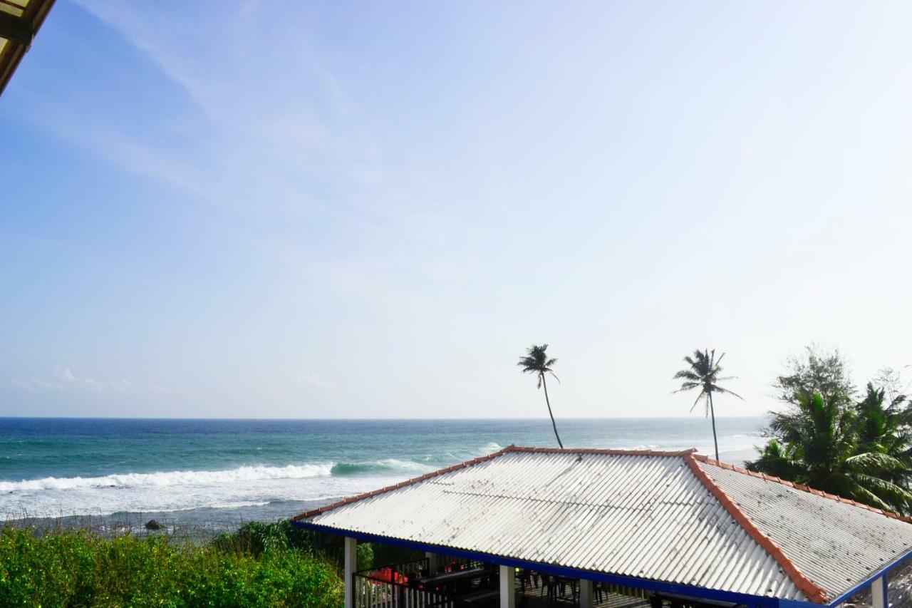 Peak Point Hotel Matara Exterior photo